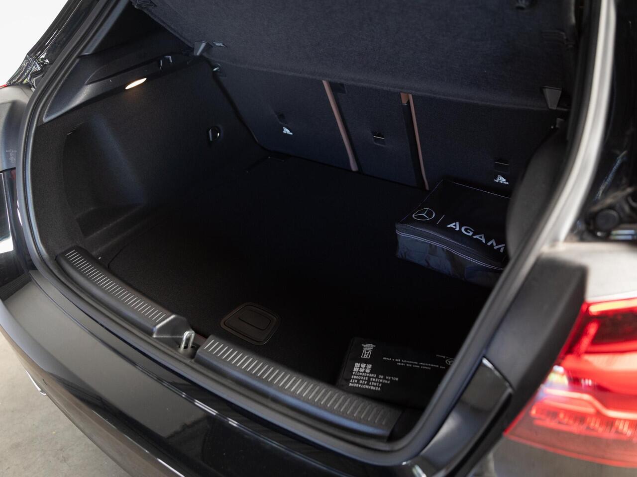 Mercedes-Benz A-KLASSE Hatchback 180 Business Solution AMG