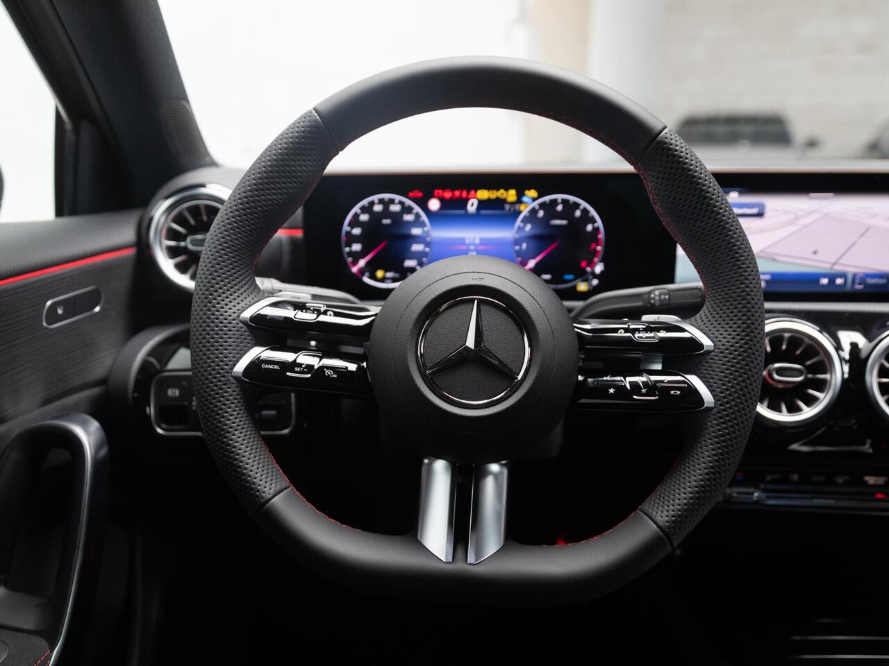 Mercedes-Benz A-KLASSE Hatchback 180 Business Solution AMG