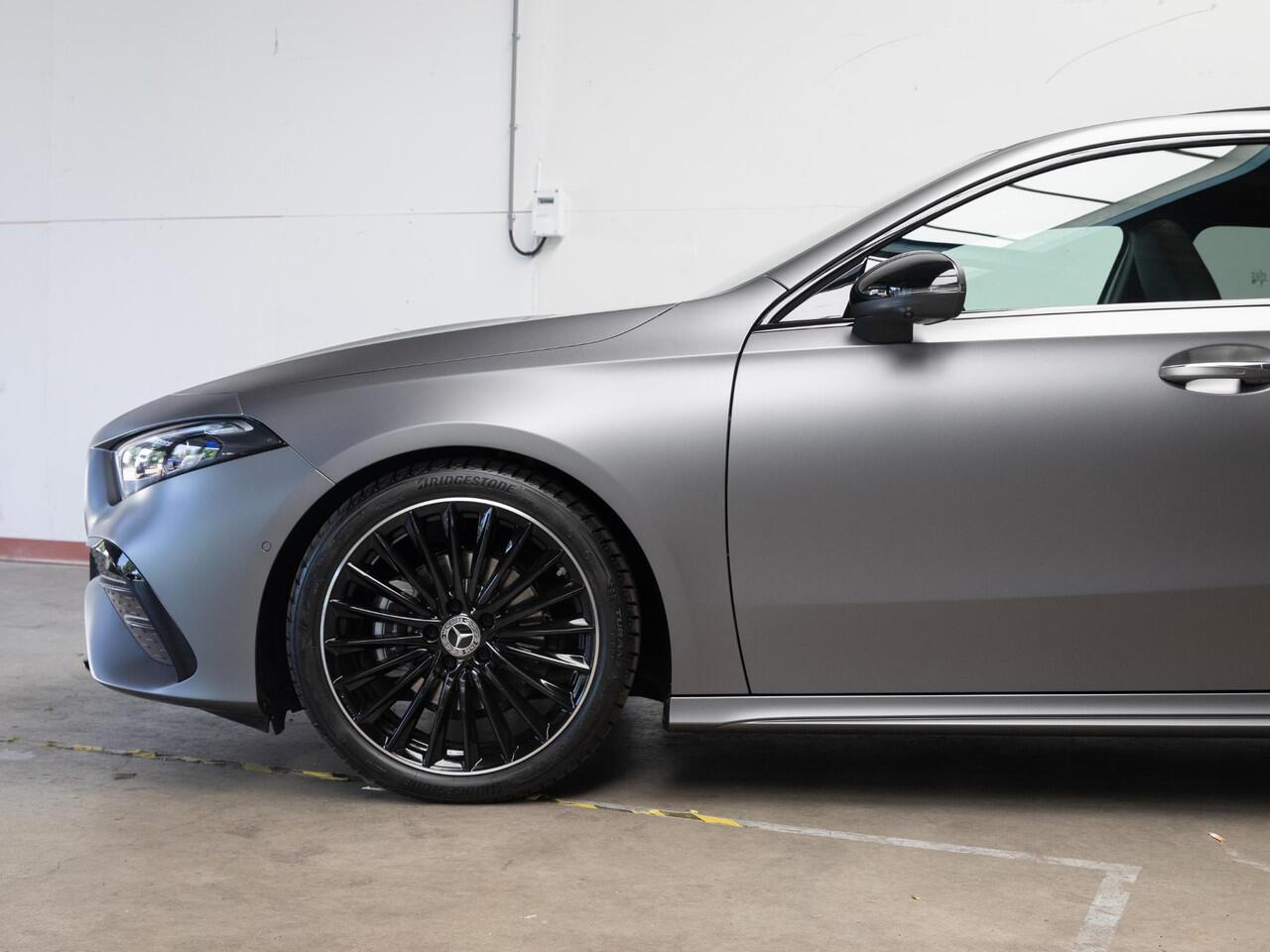 Mercedes-Benz A-KLASSE Hatchback 180 Business Solution AMG