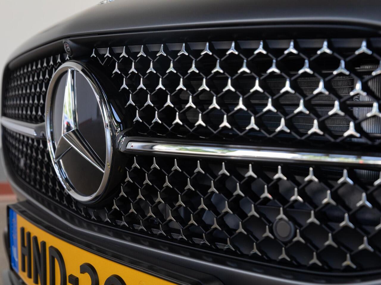 Mercedes-Benz A-KLASSE Hatchback 180 Business Solution AMG