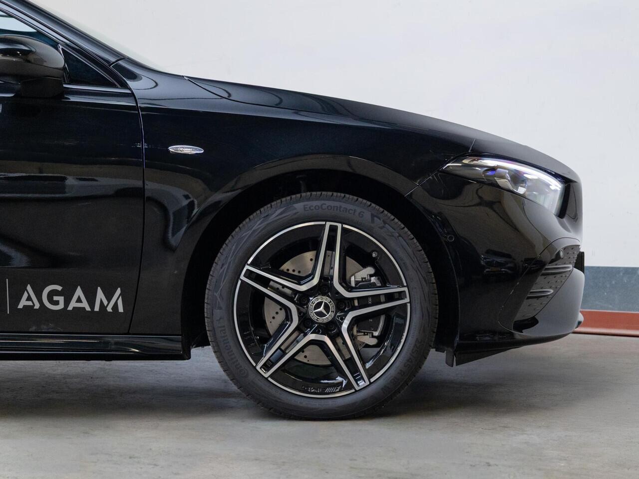 Mercedes-Benz A-KLASSE Hatchback 250 e Business Solution AMG Panorama dak