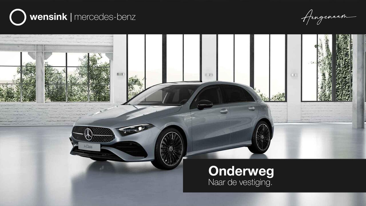 Mercedes-Benz A-KLASSE 250e Business Solution AMG | Panoramaschuifdak | Stoelverwarming | Achteruitrijcamera | MULTIBEAM LED | Nightpakket |