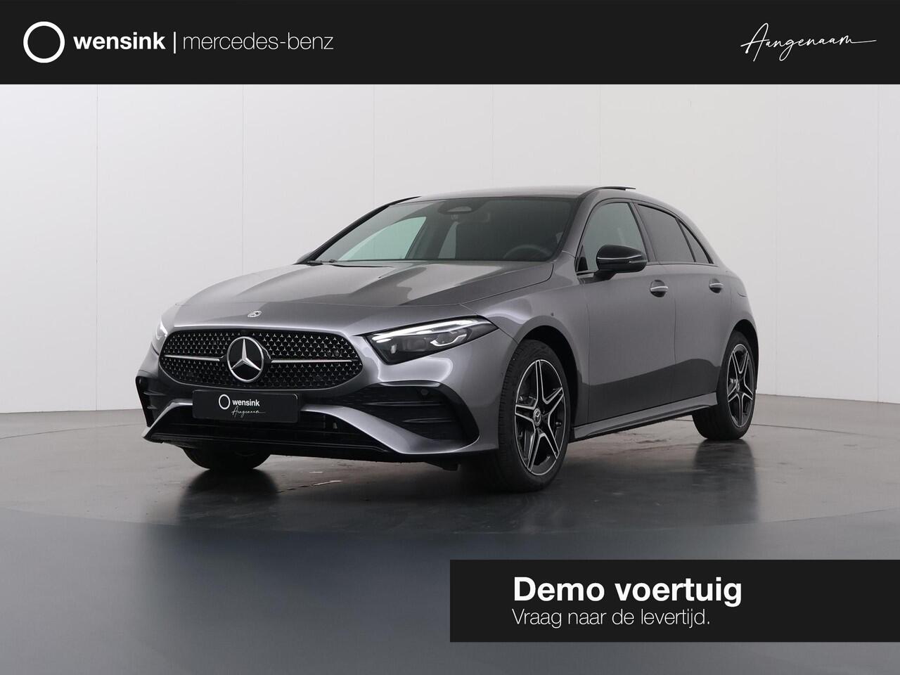 Mercedes-Benz A-KLASSE 250e Business Solution AMG | Panoramaschuifdak | Night | Multibeam Led | Achteruitrijcamera | Afneembare trekhaak |