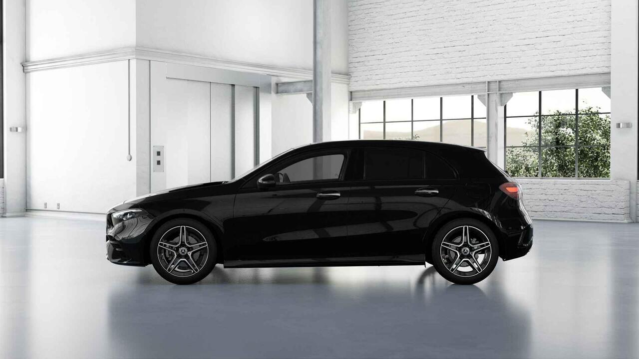 Mercedes-Benz A-KLASSE 180 Business Solution AMG | Panoramaschuifdak | Stoelverwarming | Achteruitrijcamera | MULTIBEAM LED |