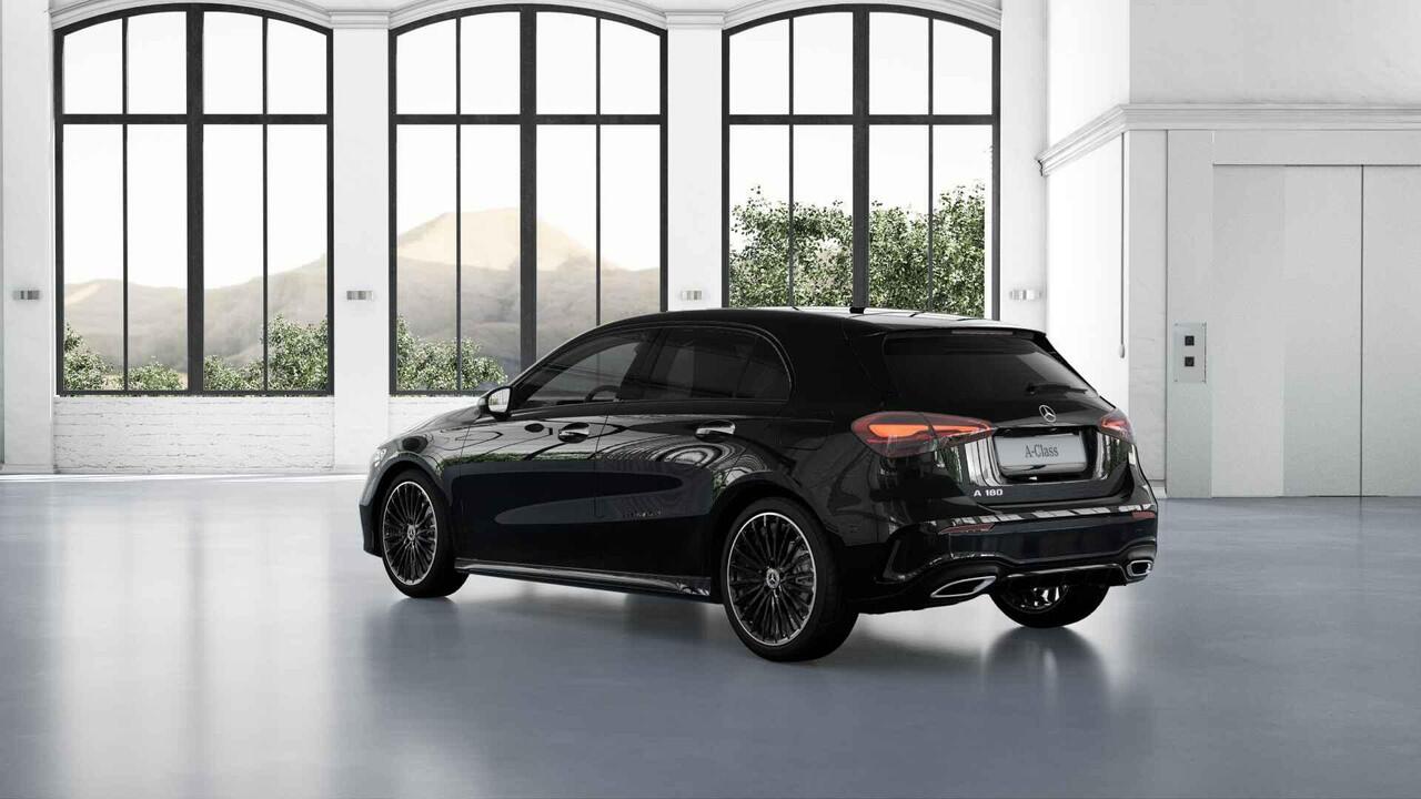 Mercedes-Benz A-KLASSE 180 Business Solution AMG | Panoramaschuifdak | Premium plus | Head-Up | Stoelverwarming | Achteruitrijcamera | MULTIBEAM LED |