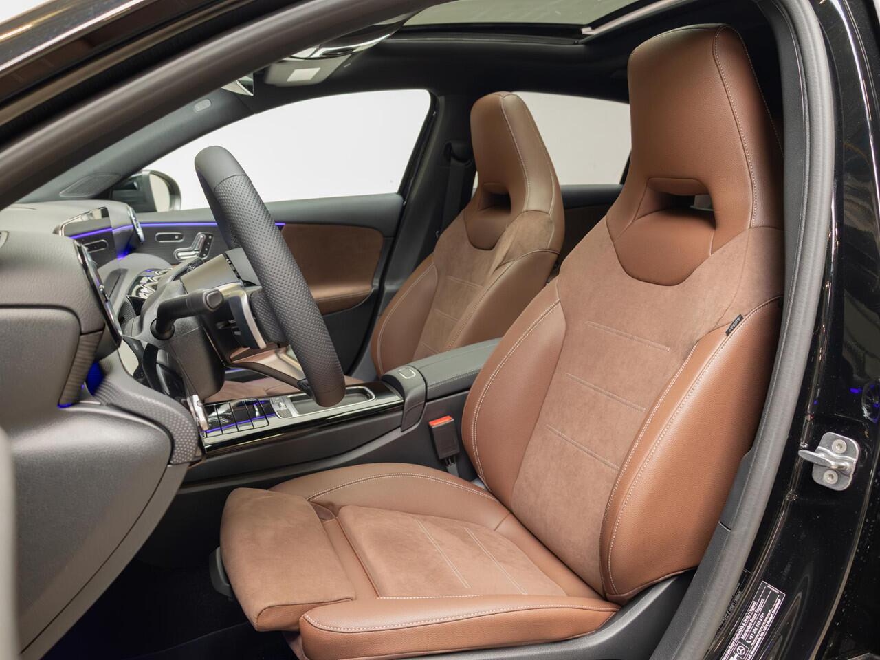 Mercedes-Benz A-KLASSE Hatchback 180 Business Solution AMG Premium PLUS | Panorama dak