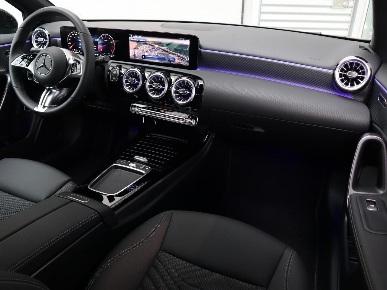 Mercedes-Benz A-KLASSE 180 Star Edition Luxury Line