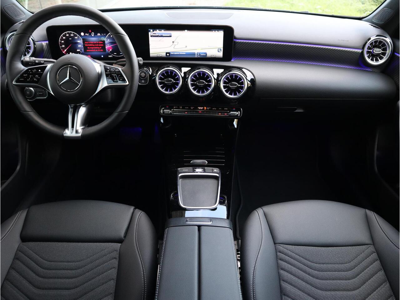 Mercedes-Benz A-KLASSE 180 Star Edition Luxury Line