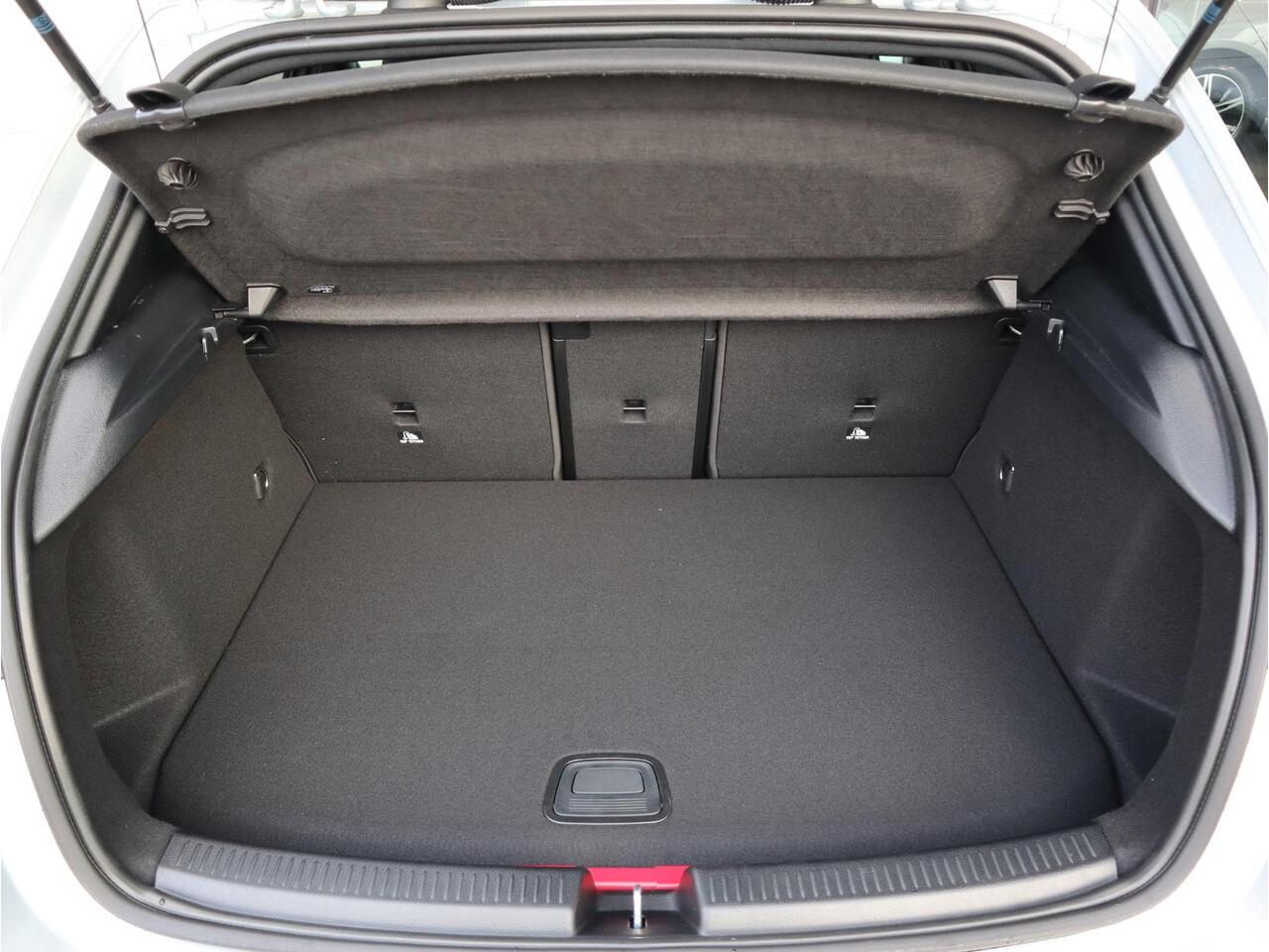 Mercedes-Benz A-KLASSE 250 e Business Line