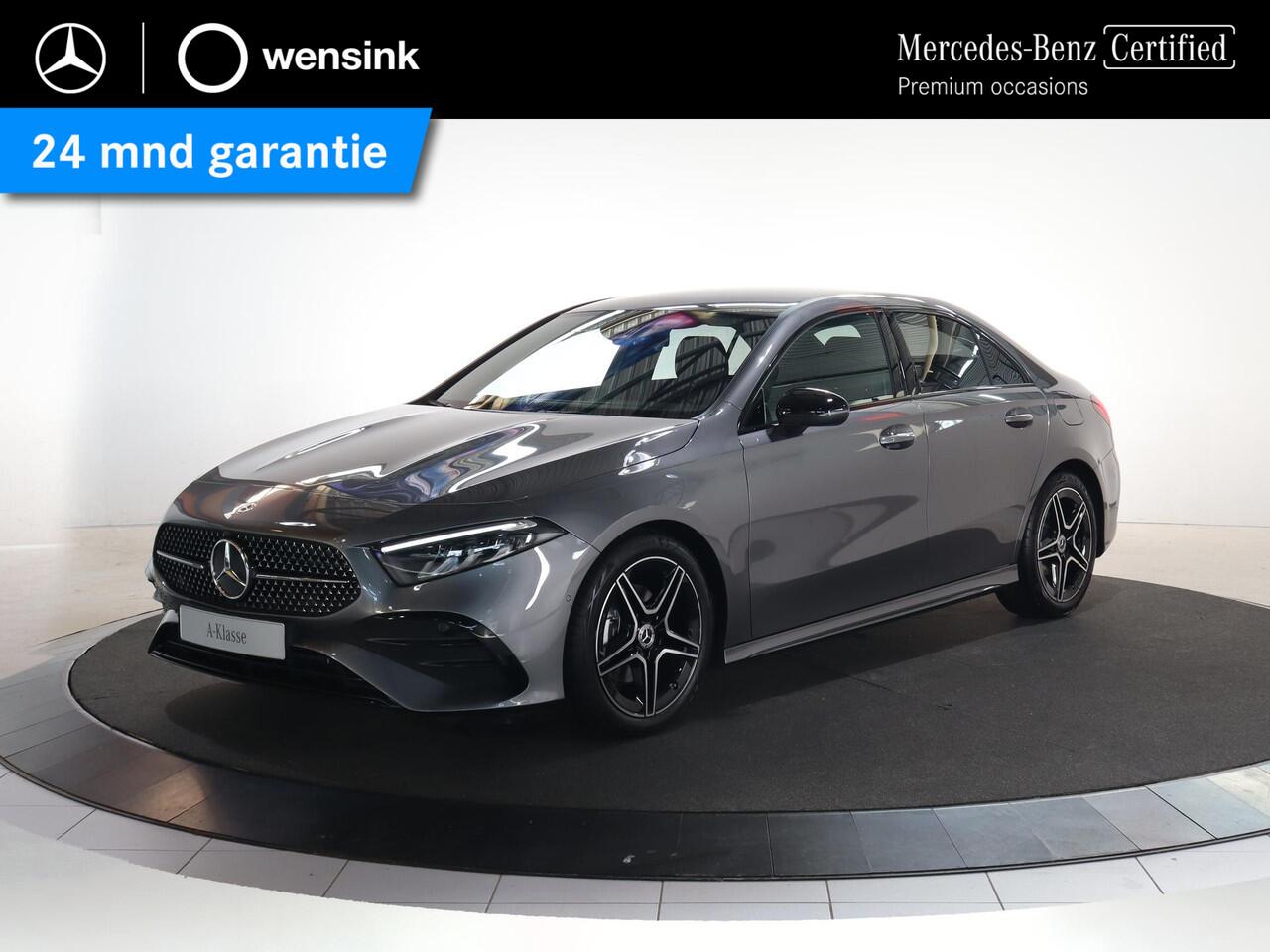 Mercedes-Benz A-KLASSE 180 Star Edition AMG Line | Night | Achteruitrijcamera | Dodehoekassistent |
