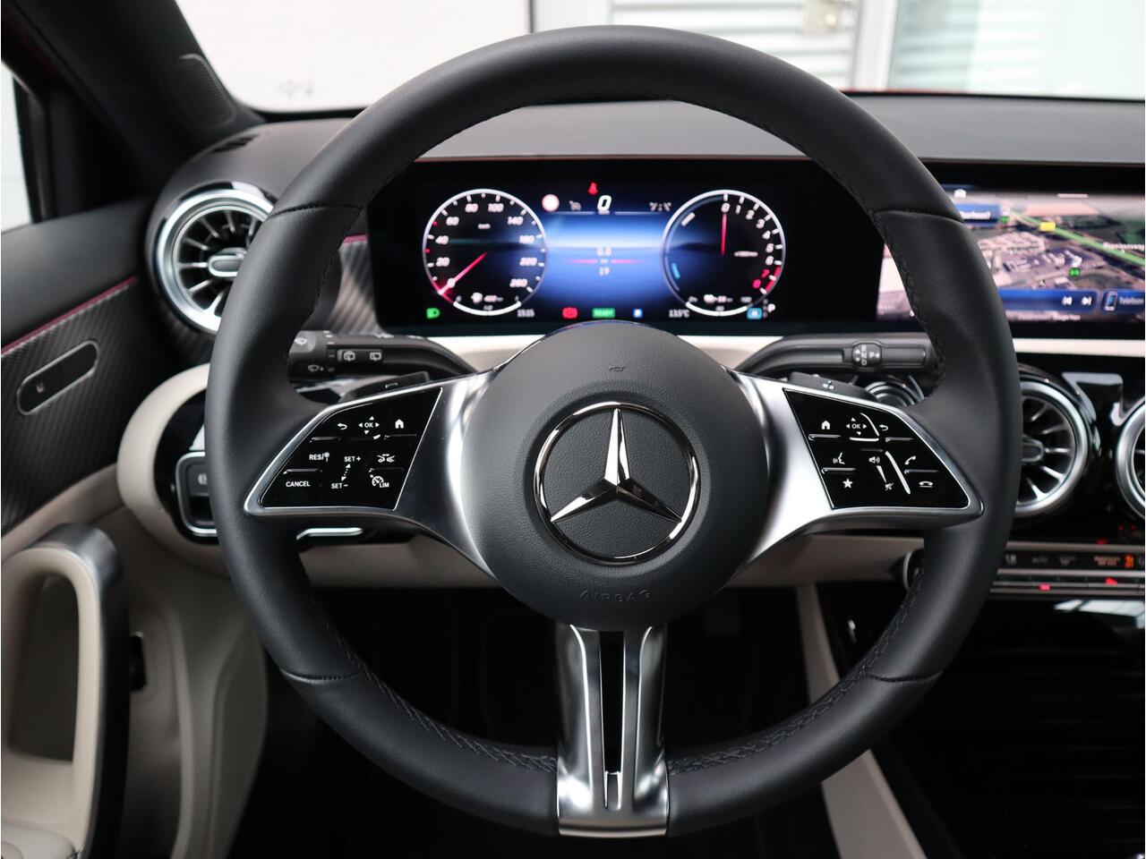 Mercedes-Benz A-KLASSE 250 e Star Edition Luxury Line