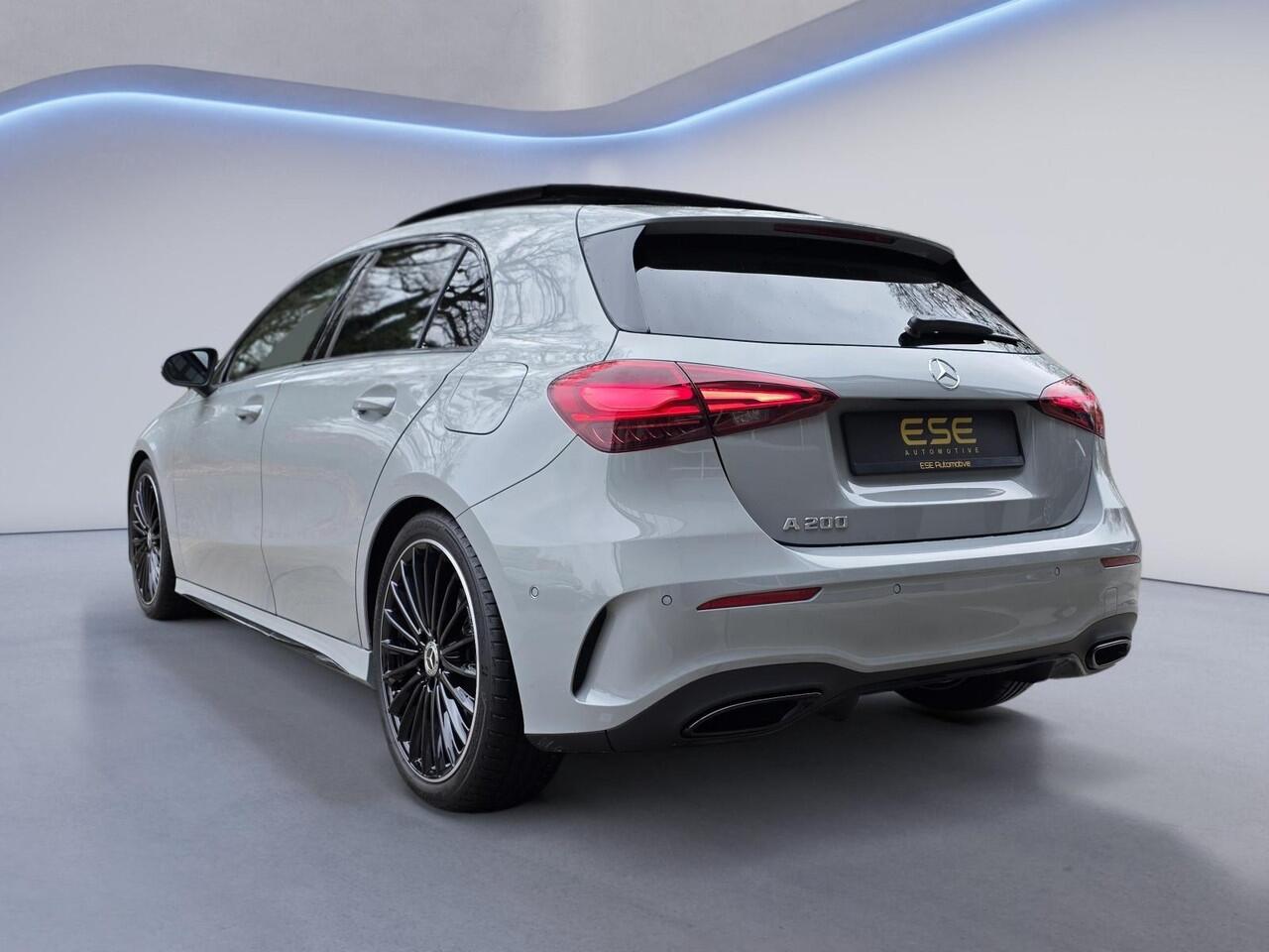 Mercedes-Benz A-KLASSE 200 AMG Line | Pano | Memory Seats | 360 Camera