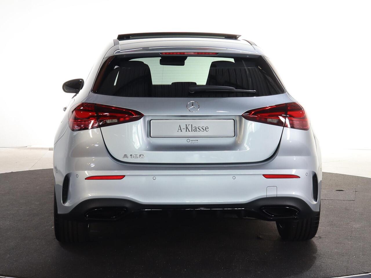 Mercedes-Benz A-KLASSE 180 Business Solution AMG | Panoramaschuifdak | AMG Line Plus pakket | 19"AMG-velgen | Head-up display | Dodehoekassistent |