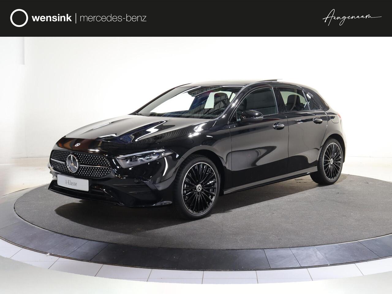 Mercedes-Benz A-KLASSE 250e Business Solution AMG | Panoramaschuifdak | Stoelverwarming | Achteruitrijcamera | MULTIBEAM LED | Night Pakket |