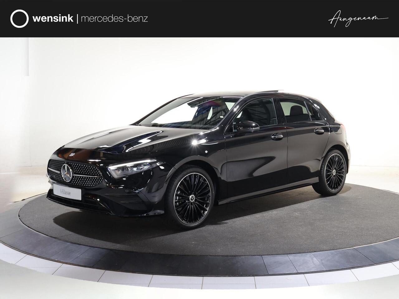 Mercedes-Benz A-KLASSE 250 e Business Solution AMG | Panoramaschuifdak | Premium Plus | 19"AMG-velgen | Head-up display | Dodehoekassistent |
