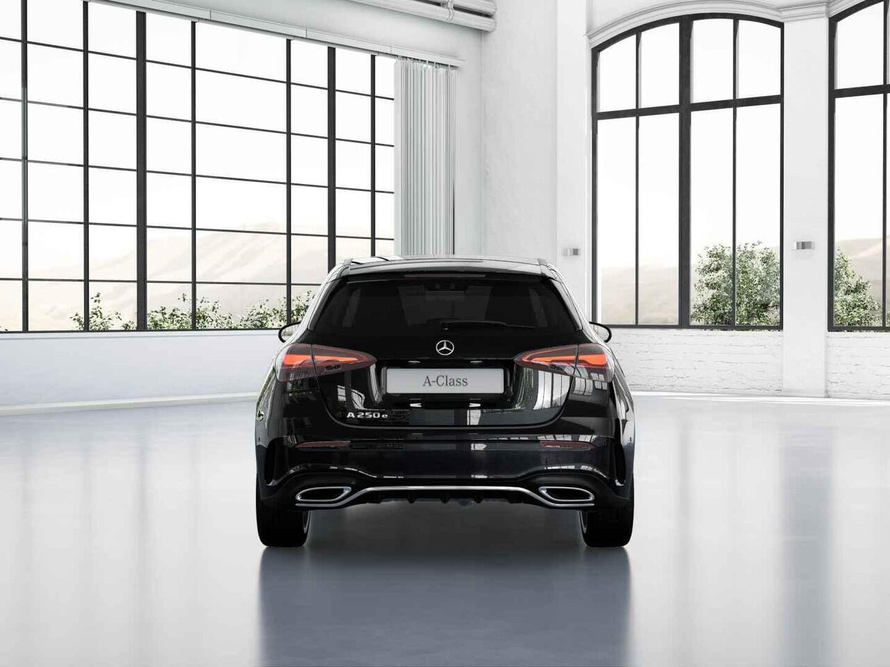 Mercedes-Benz A-KLASSE Hatchback 250 e Business Solution AMG