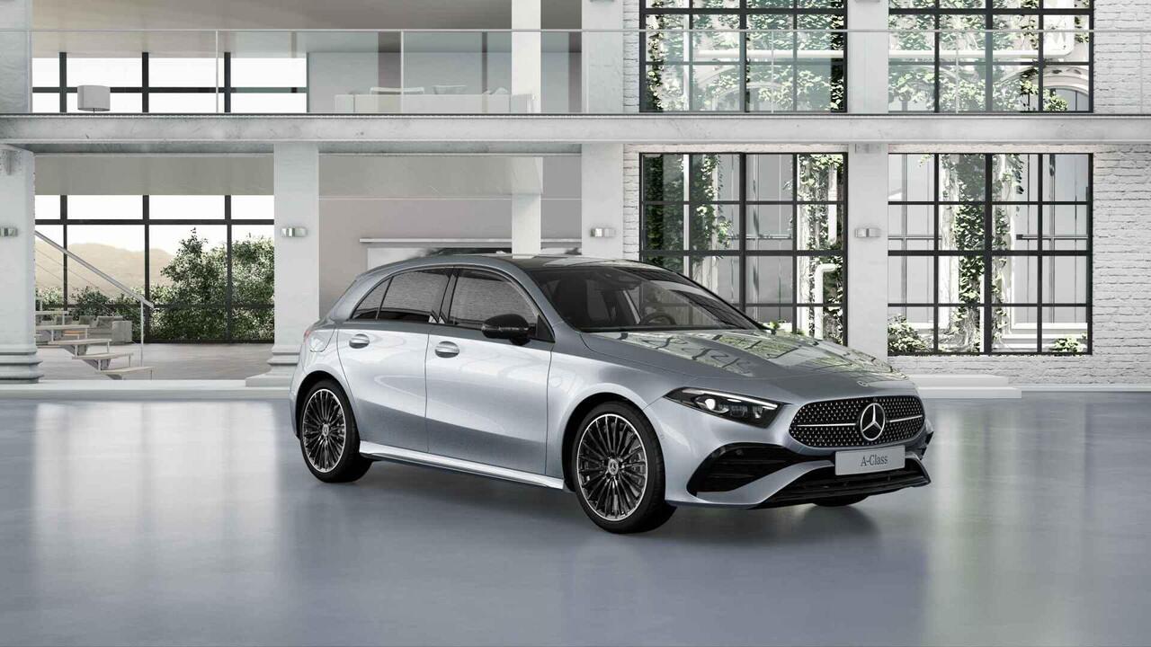 Mercedes-Benz A-KLASSE 250e Business Solution AMG | Panoramaschuifdak | Premium Plus | 19"AMG-velgen | Head-up display | Dodehoekassistent |