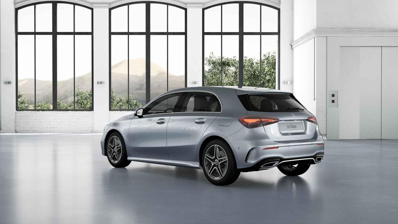 Mercedes-Benz A-KLASSE 250e Business Solution AMG | Panoramaschuifdak | Head-up display | Premium Plus | Stoelverwarming | 360° camera |