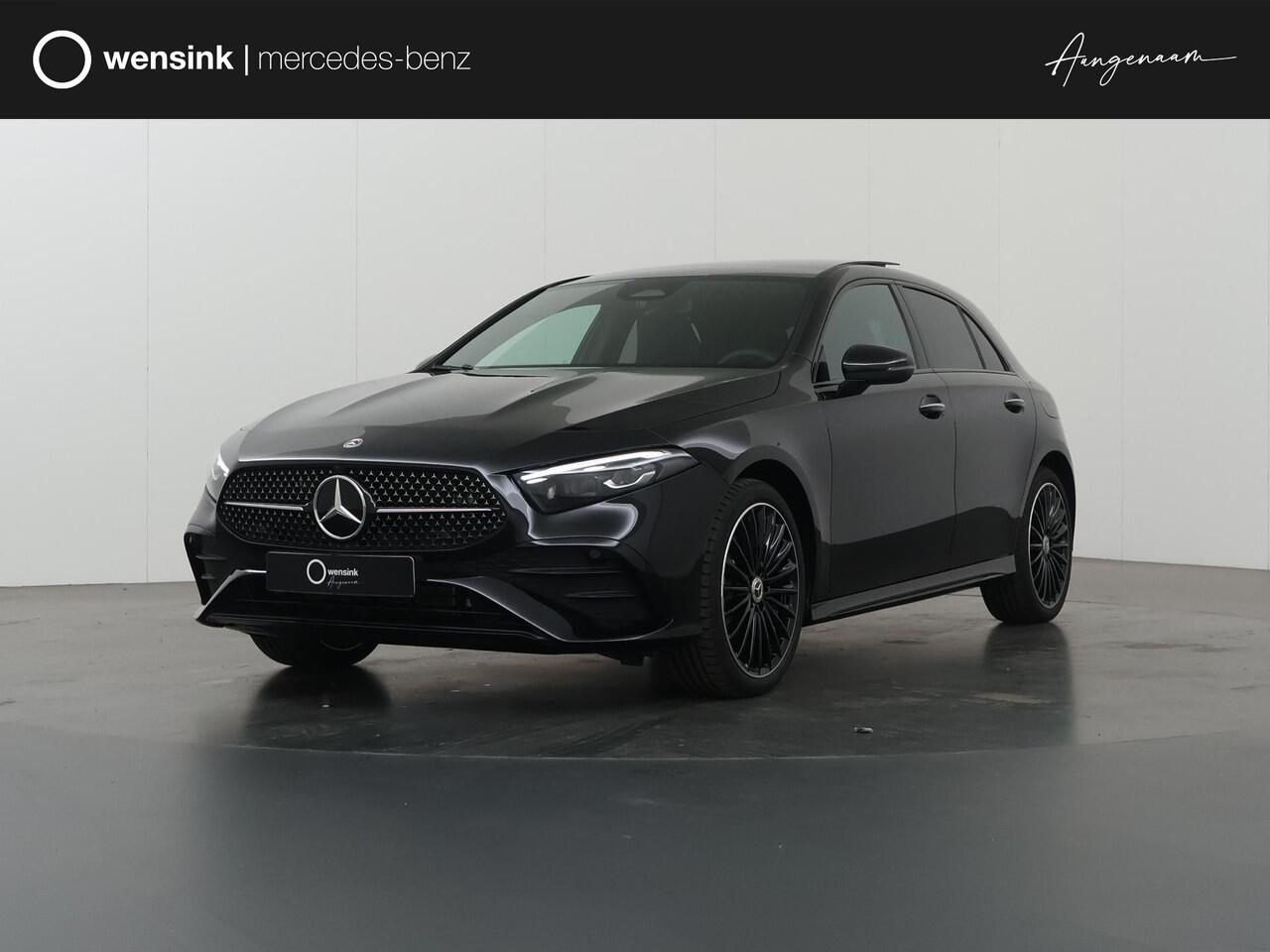 Mercedes-Benz A-KLASSE 250e Business Solution AMG Apple Carplay| Panoramaschuifdak | Stoelverwarming | Achteruitrijcamera | MULTIBEAM LED | Night Pakket | Driving Assistance Pakket