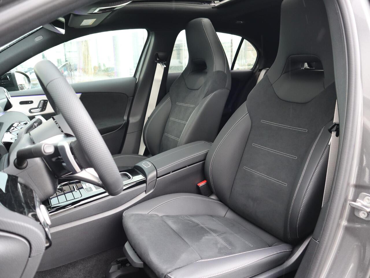 Mercedes-Benz A-KLASSE 250 e Business Solution AMG