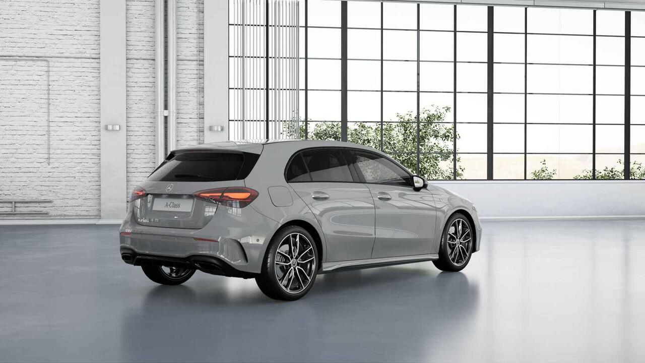 Mercedes-Benz A-KLASSE 250e Business Solution AMG | Panoramaschuifdak | AMG Plus Line | Head up | Nightpakket | 19 inch AMG-velgen |