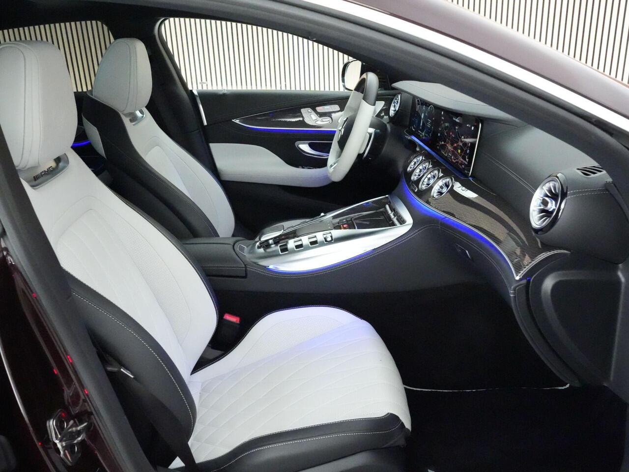 Mercedes-Benz AMG-GT 4-Door Coupé 43AMG 367pk 4MATIC+ Premium Plus |dealer onderhouden|manufaktur|panoramadak|Burmester|head-up display|massage|memory|Stoelverwarming & verkoeling|360°-camera|Apple Carplay|sfeerverlichting|carbon interieur|