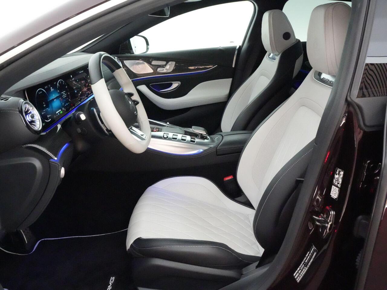 Mercedes-Benz AMG-GT 4-Door Coupé 43AMG 367pk 4MATIC+ Premium Plus |dealer onderhouden|manufaktur|panoramadak|Burmester|head-up display|massage|memory|Stoelverwarming & verkoeling|360°-camera|Apple Carplay|sfeerverlichting|carbon interieur|