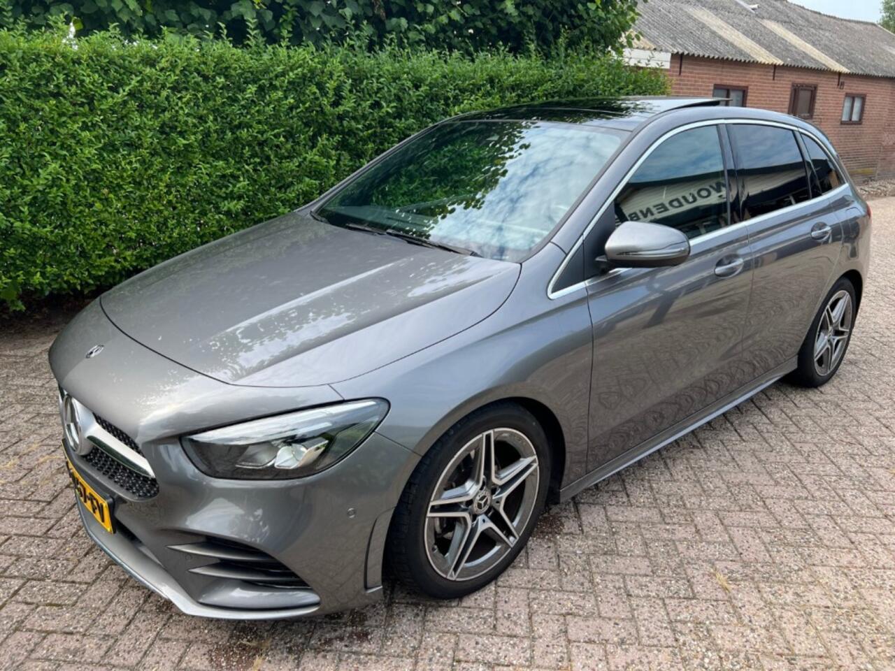 Mercedes-Benz B-KLASSE B 180 AMG, Panorama dak, Carplay