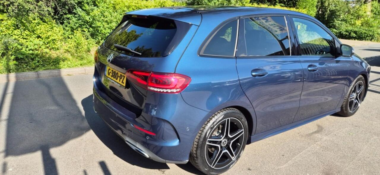 Mercedes-Benz B-KLASSE 180 Business Solution AMG* Automaat*NAP*NL auto