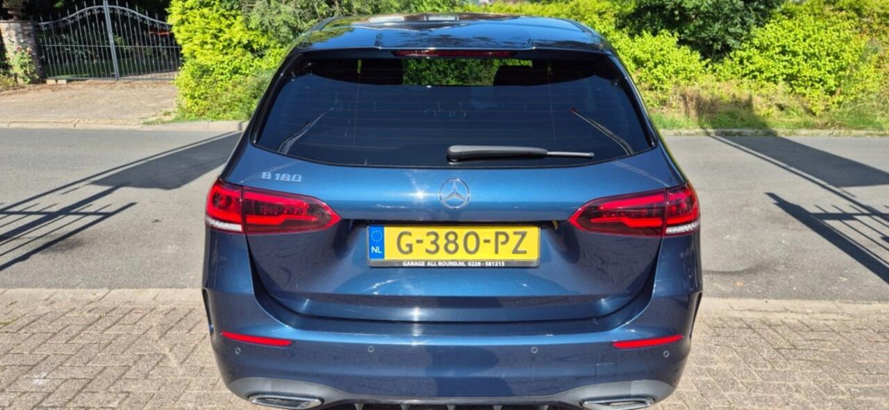 Mercedes-Benz B-KLASSE 180 Business Solution AMG* Automaat*NAP*NL auto