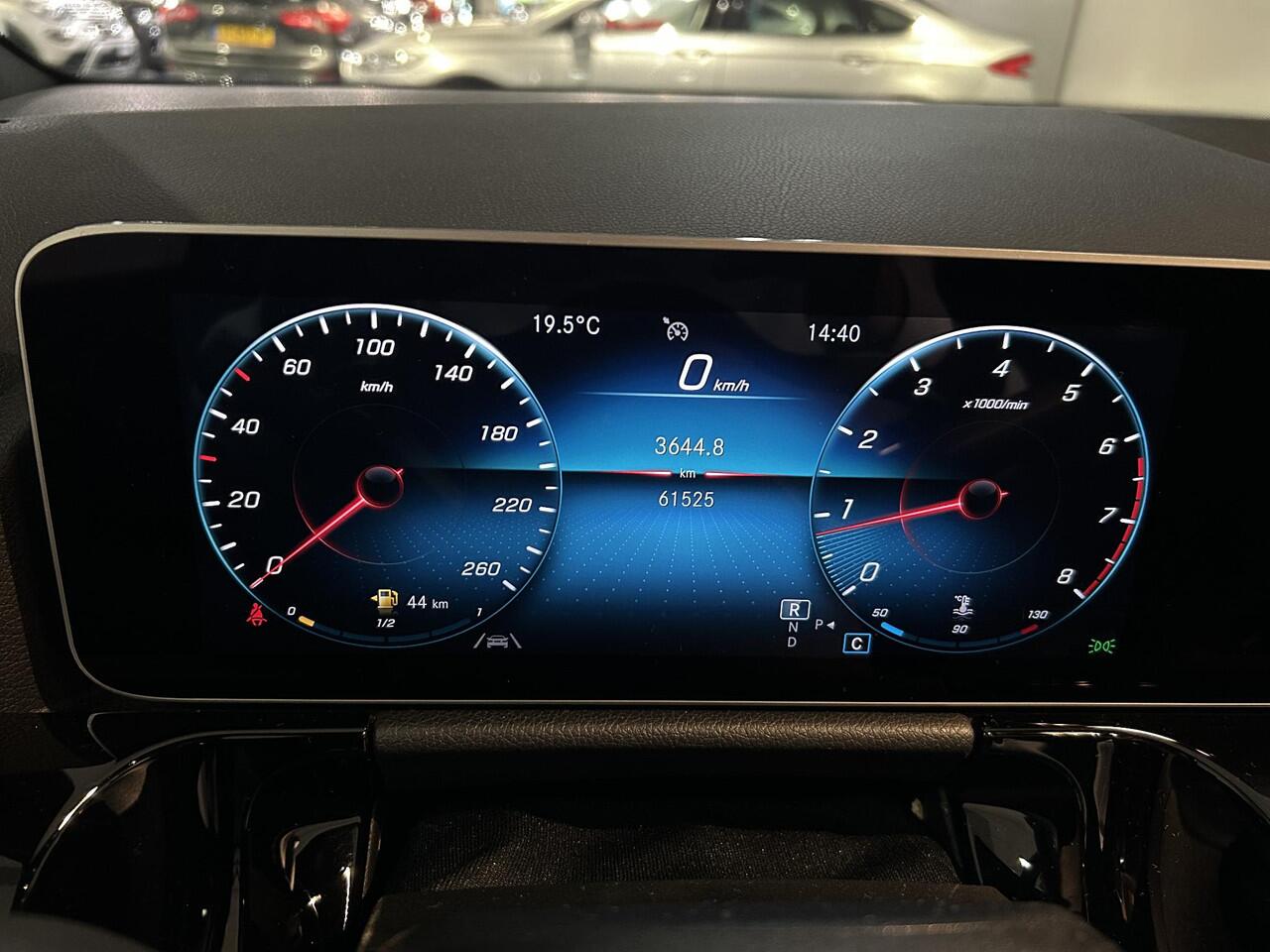 Mercedes-Benz B-KLASSE 200 Business Solution AMG | Trekhaak | Stoelverwarming | Navigatie | Achteruitrijcamera