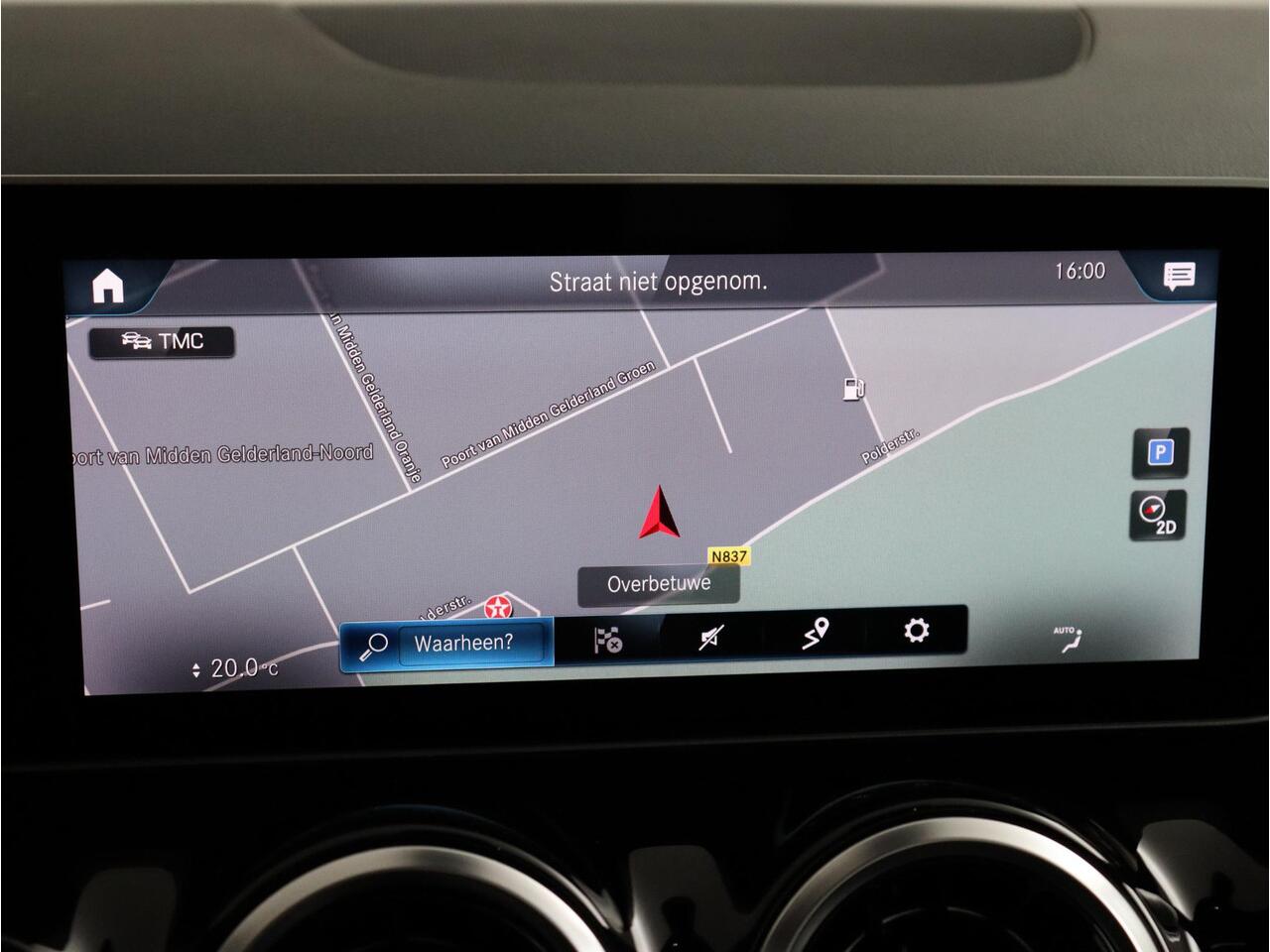 Mercedes-Benz B-KLASSE 180 Business Solution | Elektrisch Panoramadak | Trekhaak | Camera!