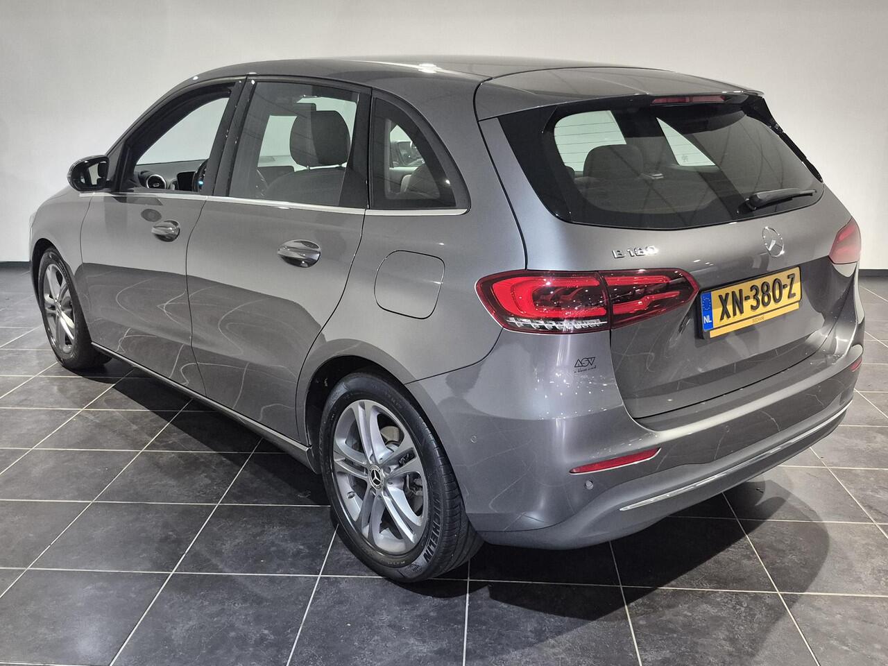 Mercedes-Benz B-KLASSE 180 Business Solution | Navigatie | Achteruitrijcamera | Climate control