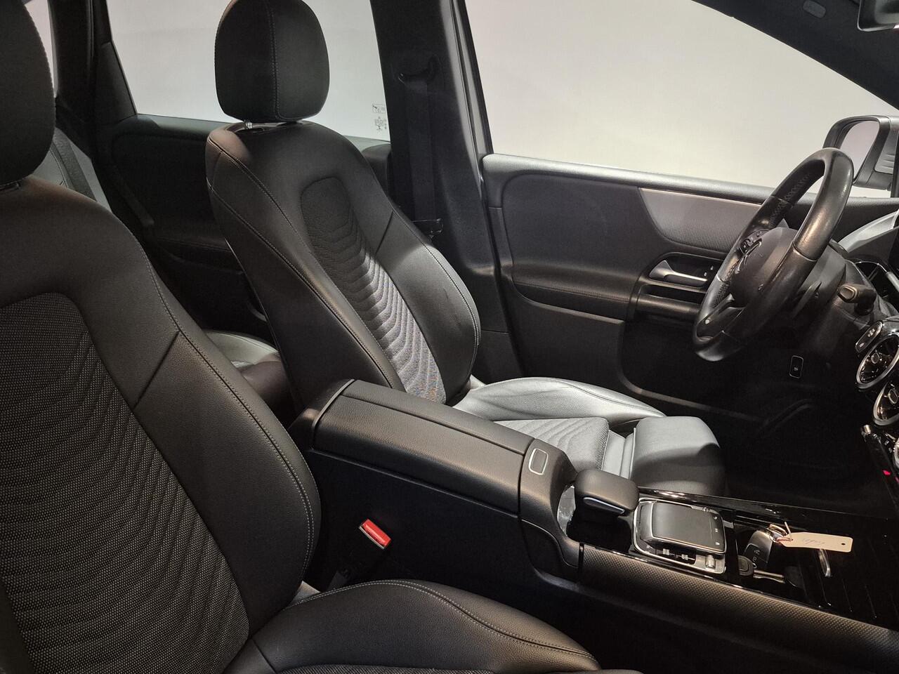 Mercedes-Benz B-KLASSE 180 Business Solution | Navigatie | Achteruitrijcamera | Climate control