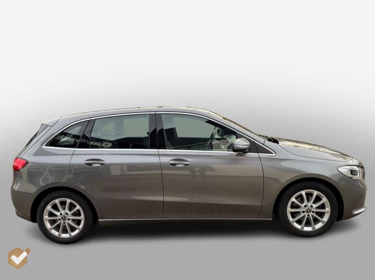 Mercedes-Benz B-KLASSE 180 Lauch Edition Automaat *Geen Afl. kosten*