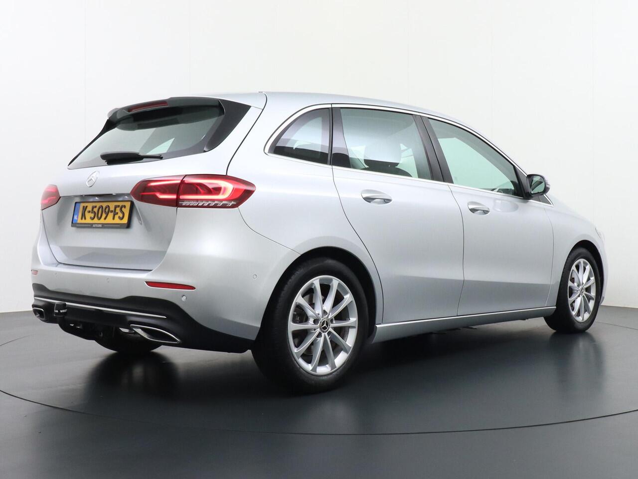 Mercedes-Benz B-KLASSE 220 4MATIC 4WD Camera Trekhaak 1800 KG!