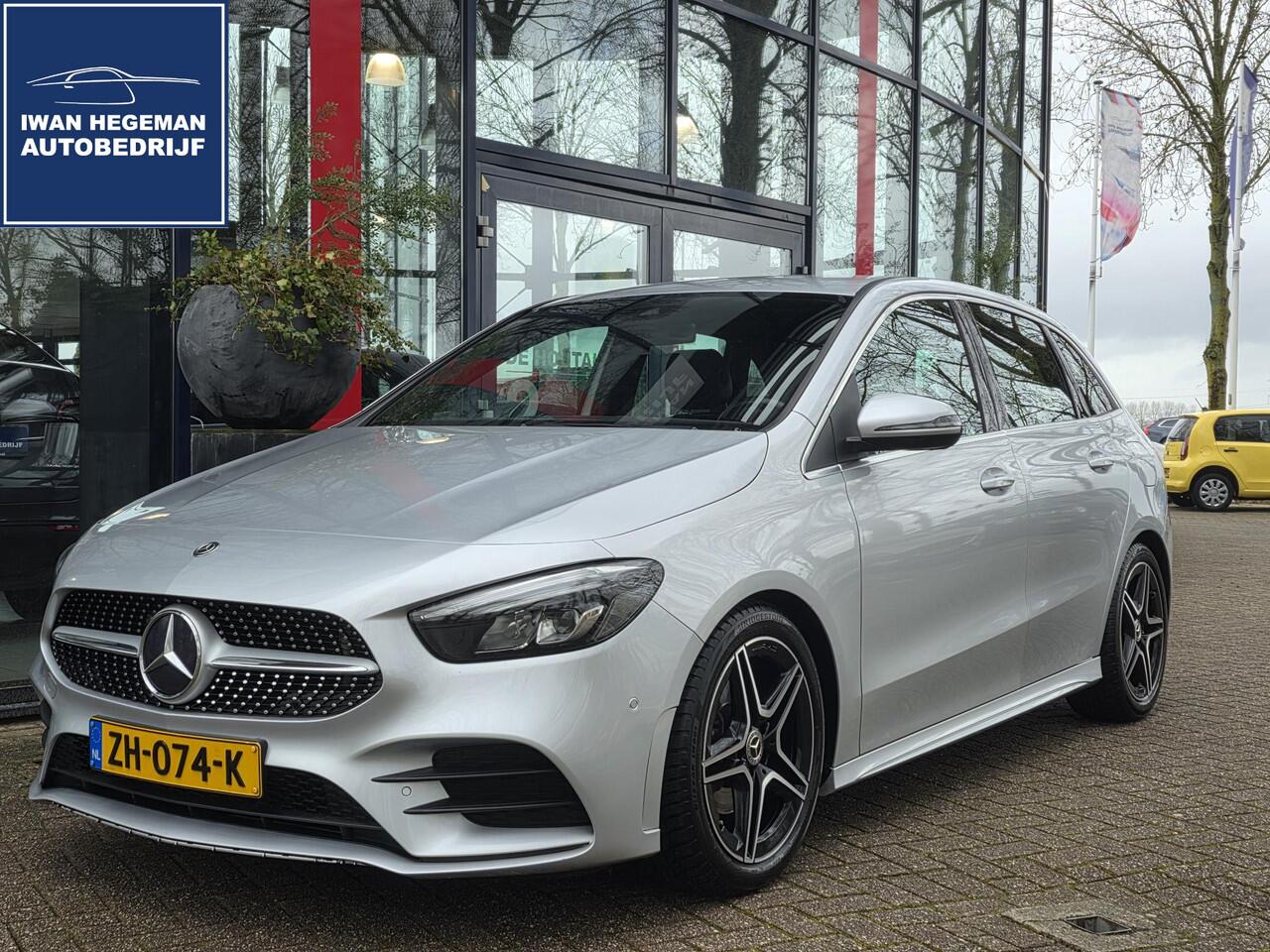 Mercedes-Benz B-KLASSE 180 Business Solution AMG AUTOMAAT | Navigatie | Parkeersensoren + Camera | Cruise Control | Licht metalen velgen | Climate Control
