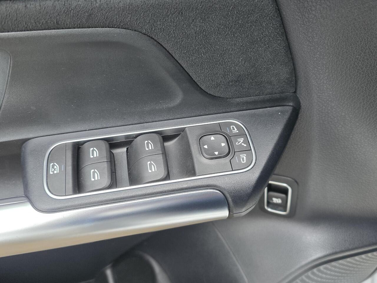 Mercedes-Benz B-KLASSE 180 Business Solution AMG AUTOMAAT | Navigatie | Parkeersensoren + Camera | Cruise Control | Licht metalen velgen | Climate Control