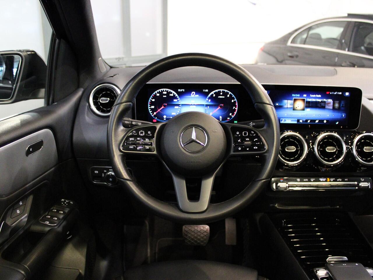 Mercedes-Benz B-KLASSE 180 Business Solution Plus Panorama dak