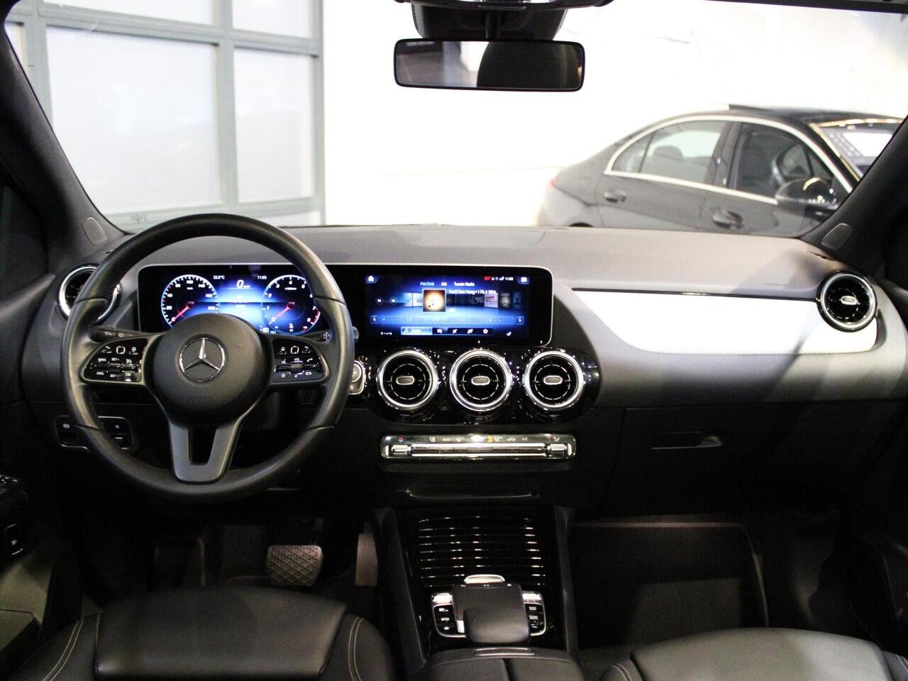 Mercedes-Benz B-KLASSE 180 Business Solution Plus Panorama dak