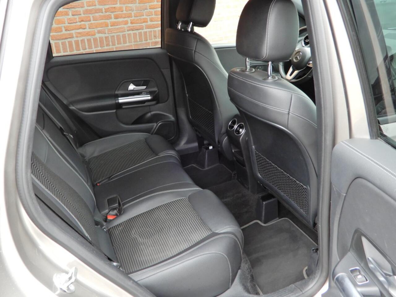 Mercedes-Benz B-KLASSE 200 BUSINESS SOLUTION AMG automaat