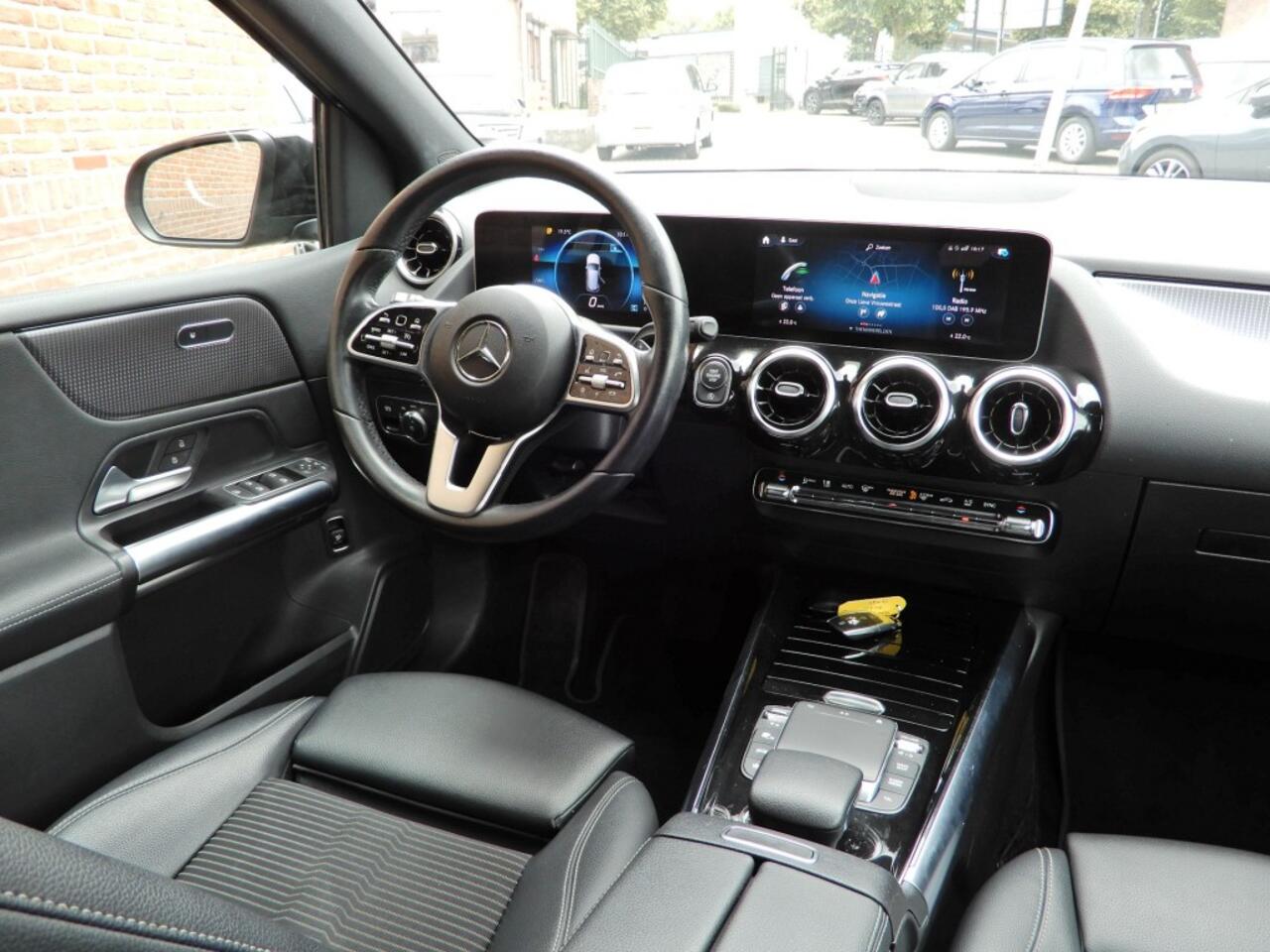 Mercedes-Benz B-KLASSE 200 BUSINESS SOLUTION AMG automaat
