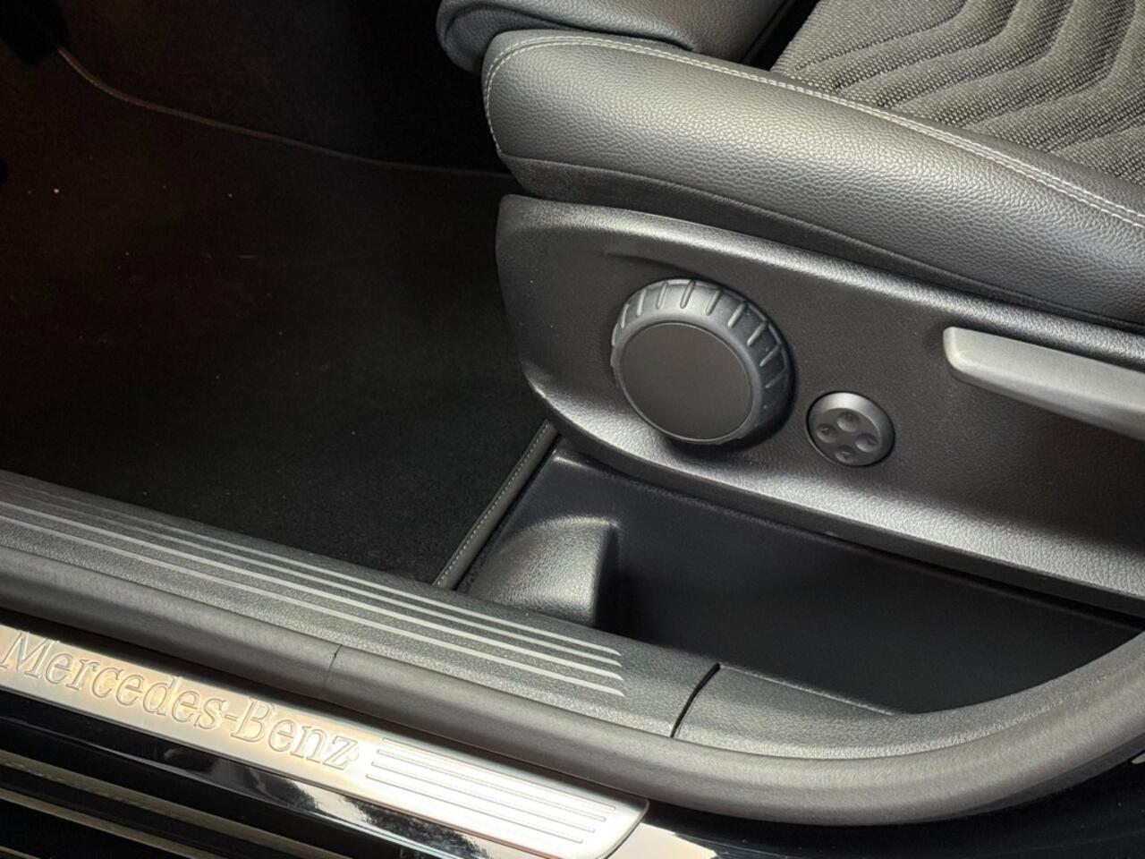 Mercedes-Benz B-KLASSE 180 Star Edition Luxury Line 17 inch trekhaak camera