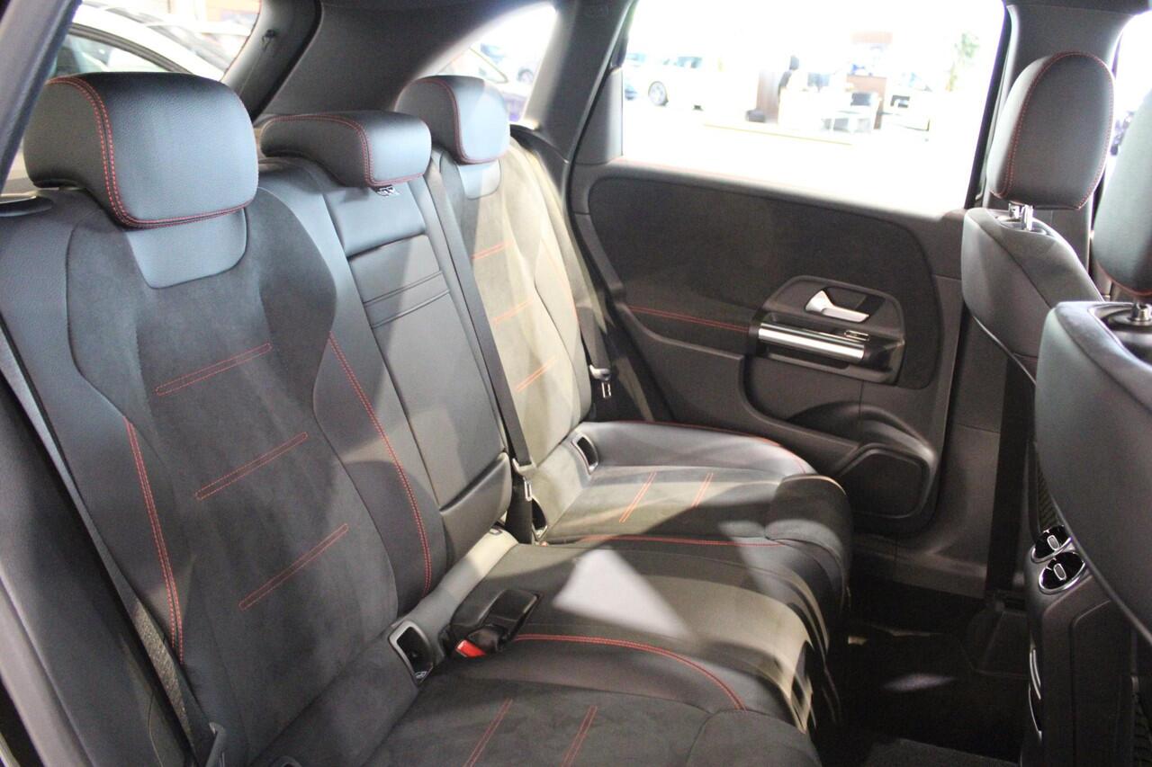 Mercedes-Benz B-KLASSE 180 Business Solution AMG Or. NL auto | Dealer onderhouden