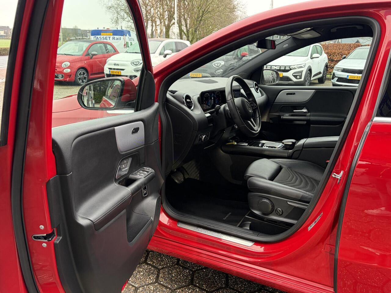 Mercedes-Benz B-KLASSE 180 Business Solution NAVI | KLIMA | CAMERA | BOVAG !!