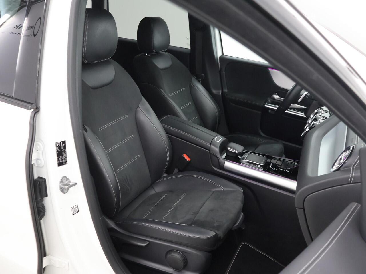 Mercedes-Benz B-KLASSE 250 e AMG Line | Night pakket | Stoelverwarming | Sfeerverlichting |