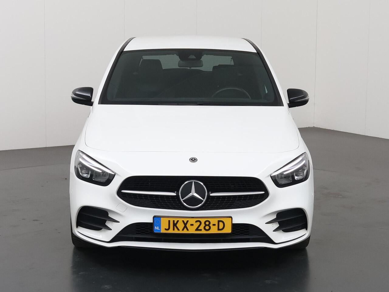 Mercedes-Benz B-KLASSE 250 e AMG Line | Night pakket | Stoelverwarming | Sfeerverlichting |