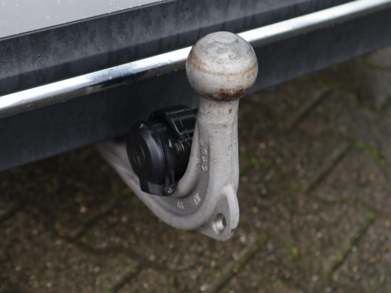 Mercedes-Benz B-KLASSE 250 e Business Solution Luxury Limited