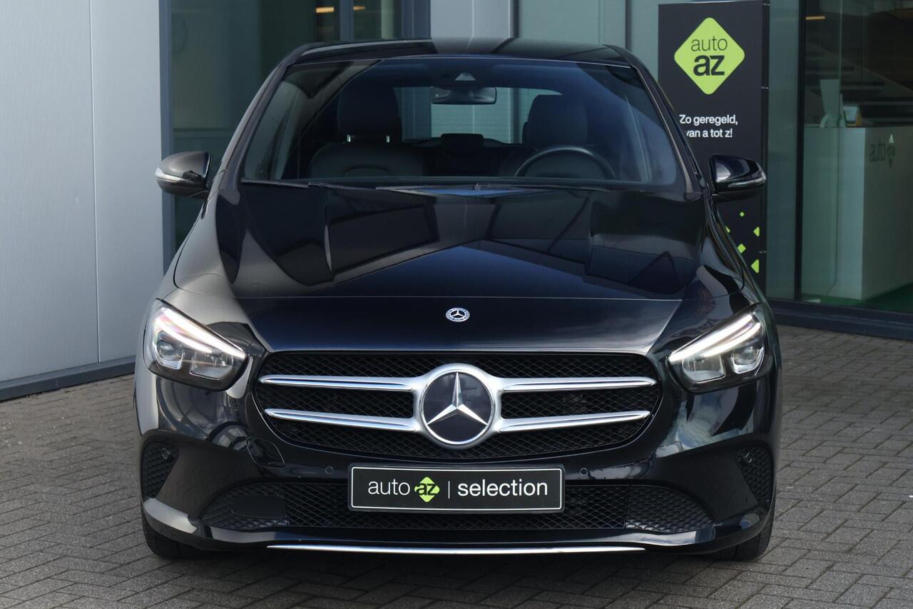 Mercedes-Benz B-KLASSE 180 Business Solution Luxury / Camera / Apple Carplay