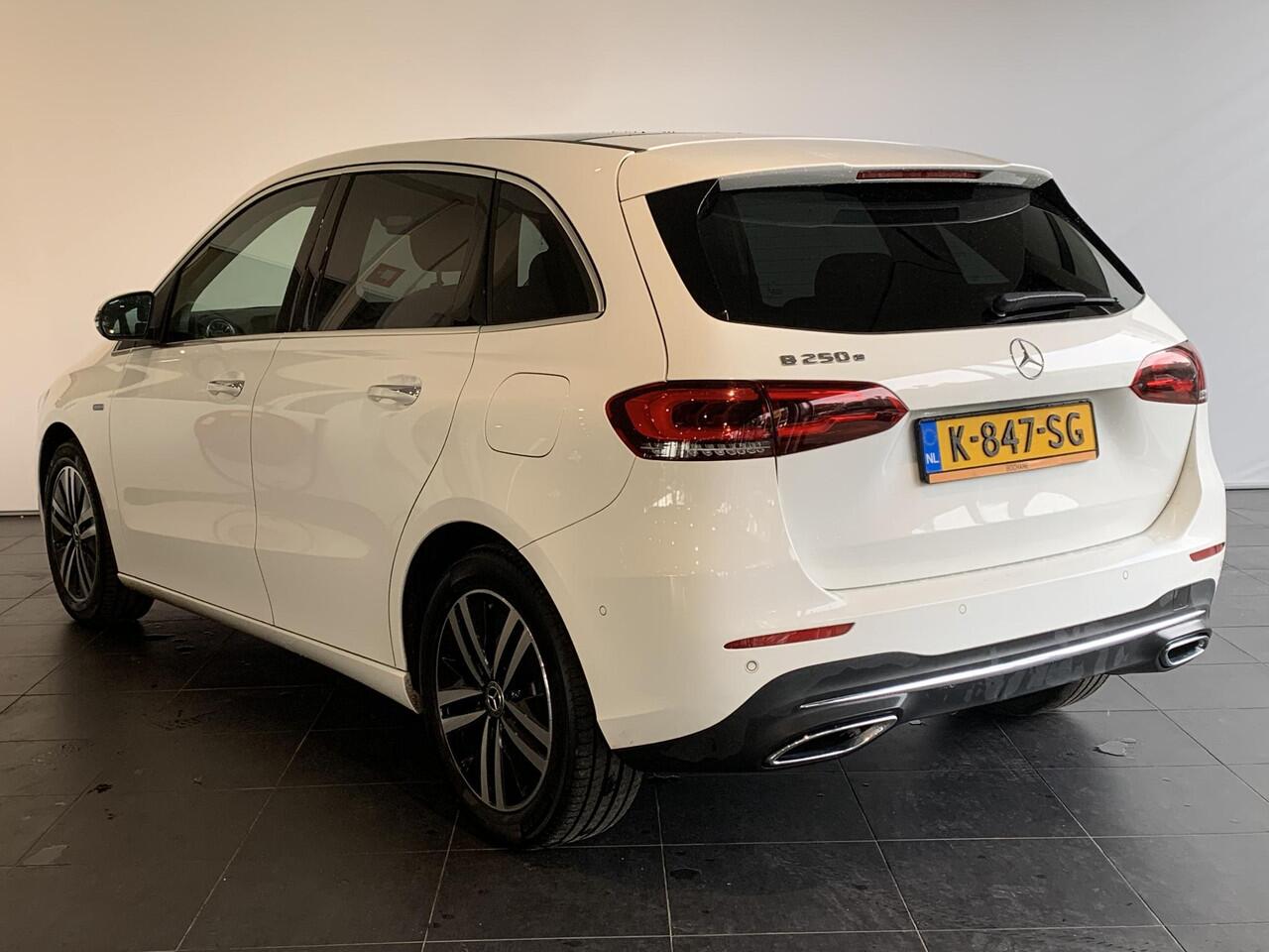 Mercedes-Benz B-KLASSE 250 e Business Solution Luxury Limited NAVIGATIE | TREKHAAK | ACHTERUITRIJCAMERA